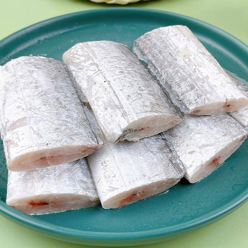 冷冻带鱼段